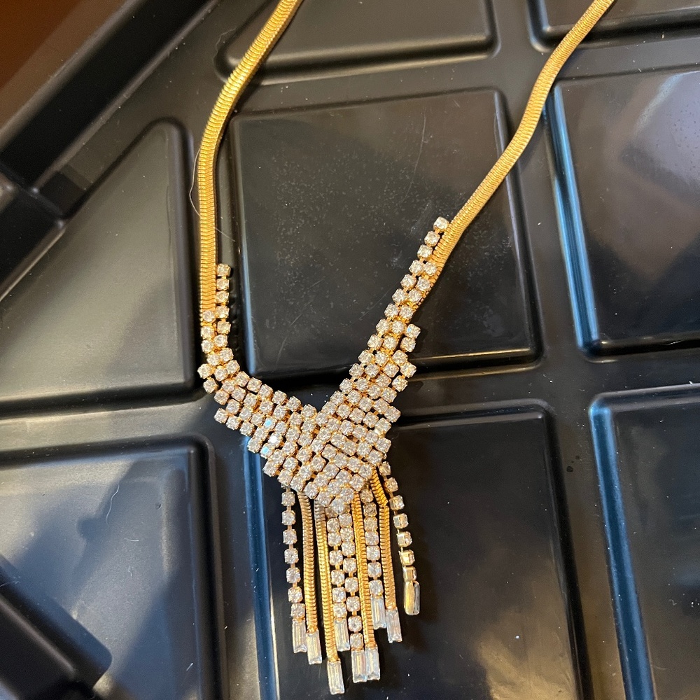 Vintage 1950's Hobe' rhinestone necklace 17"